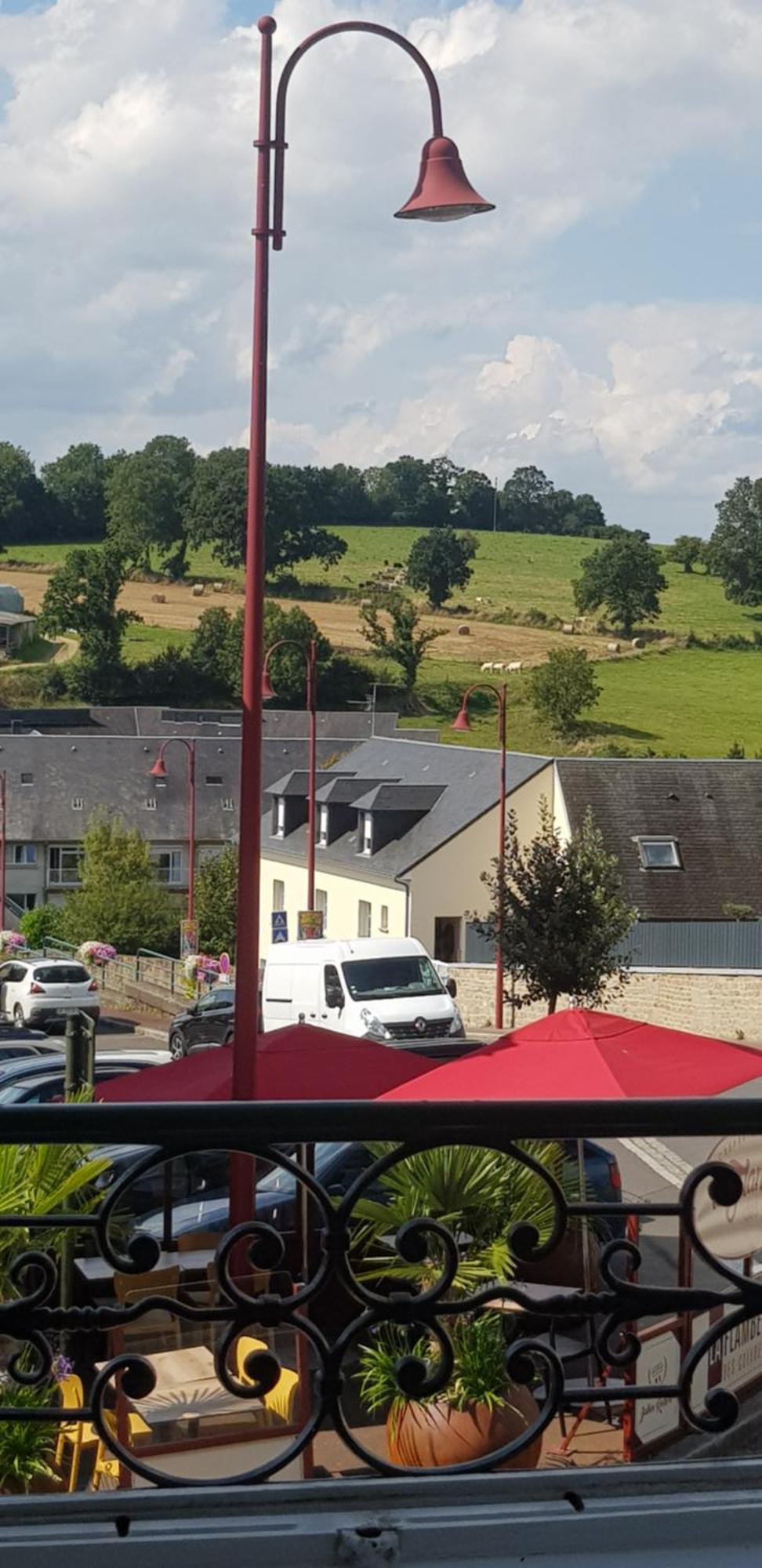 Maison De Berry Bed & Breakfast Villedieu-les-Poëles Exteriér fotografie